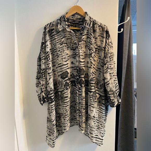 Religion Long Sheer Flowy Blouse - Picture 2 of 3